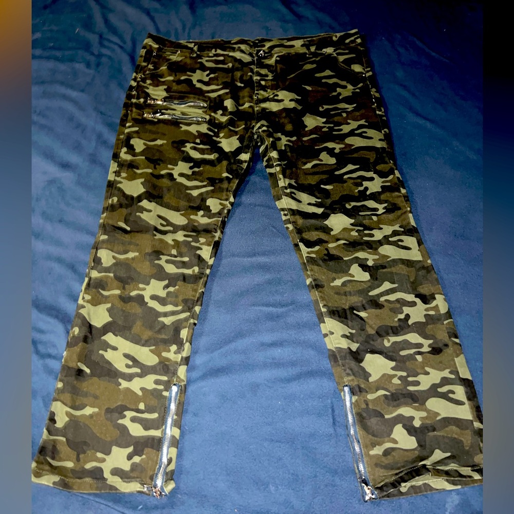 Camo jeans